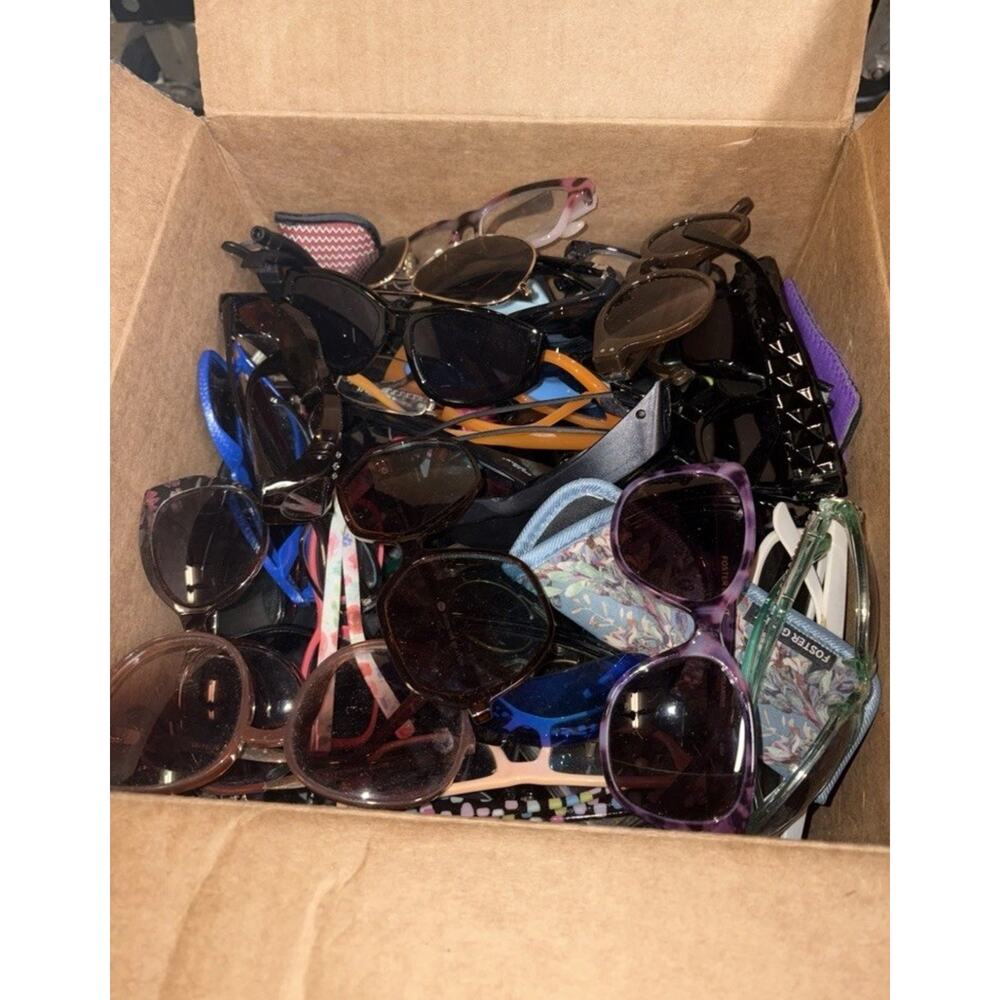 Sunglasses & Eyeglasses Mystery Box Mixed Brands Lot 7lb 13.89 oz Bulk Resale